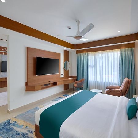 Kowju Airport Hotel Calicut Kondotty Екстер'єр фото